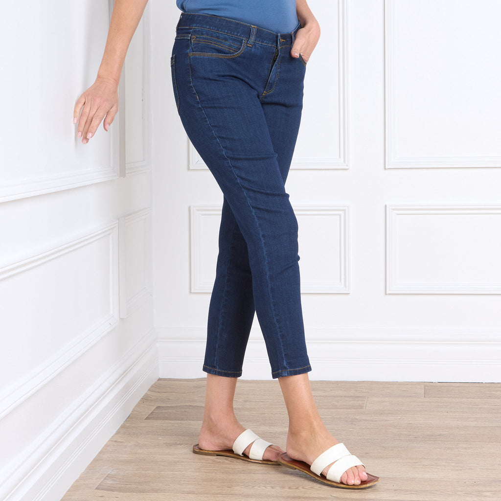 Signature Slimming Shaped Fit Ankle Jean