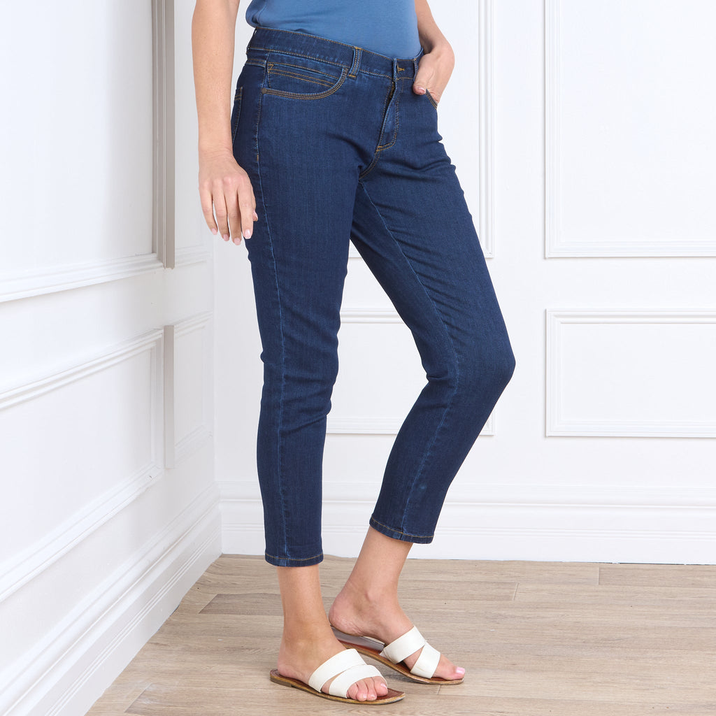 Signature Slimming Shaped Fit Ankle Jean