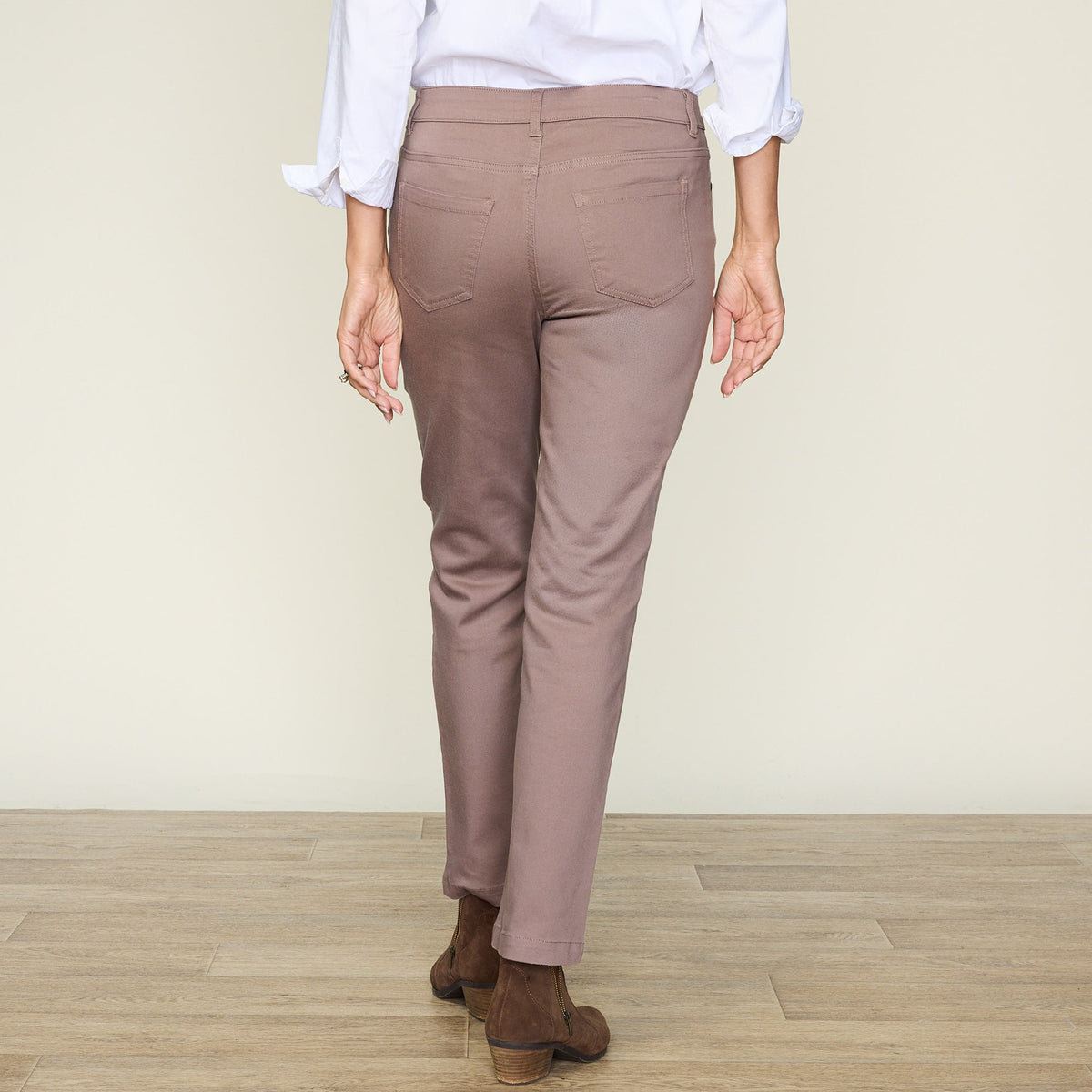 Shaped Fit Straight Leg Colored Denim Pant
