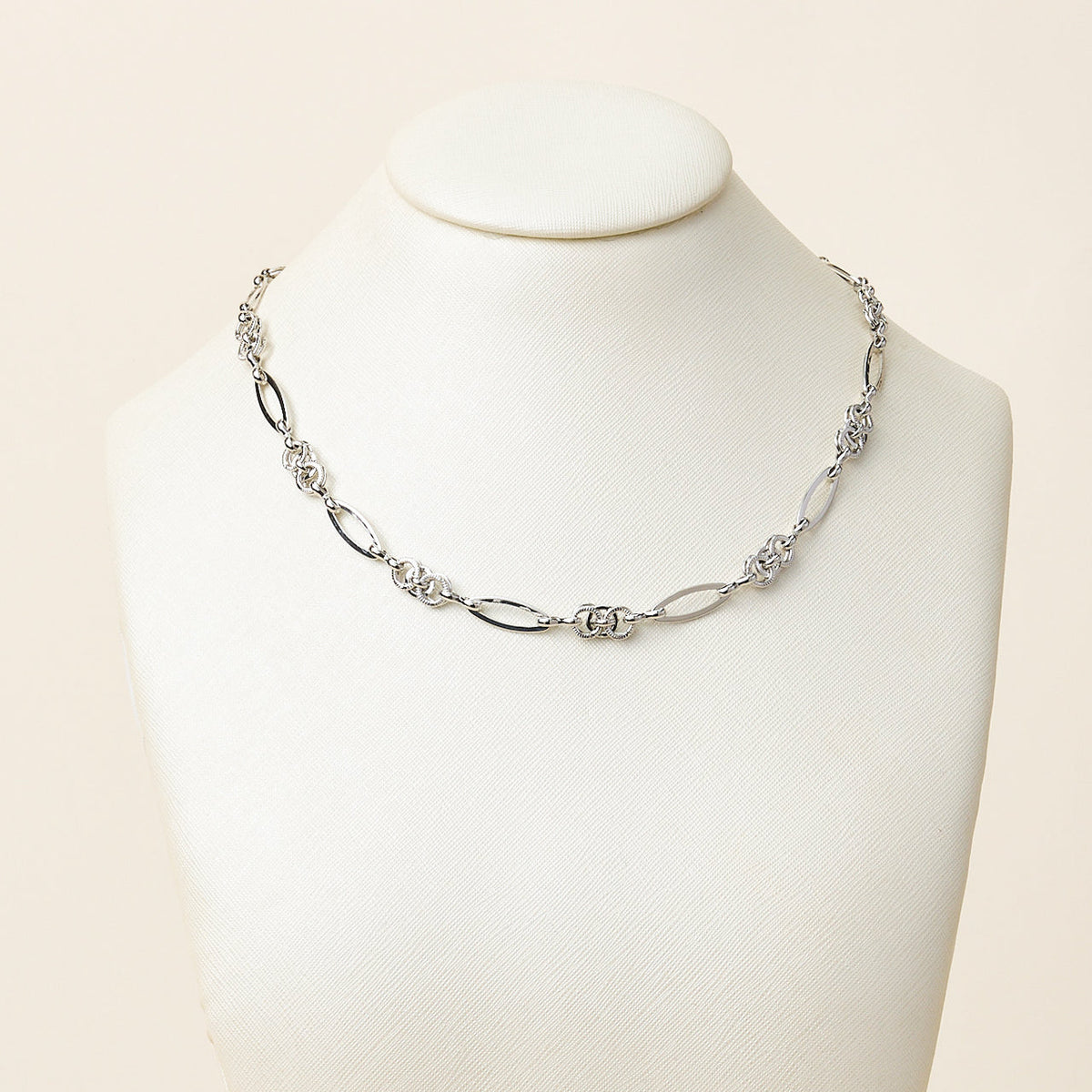 Short Mixed Linked Necklace