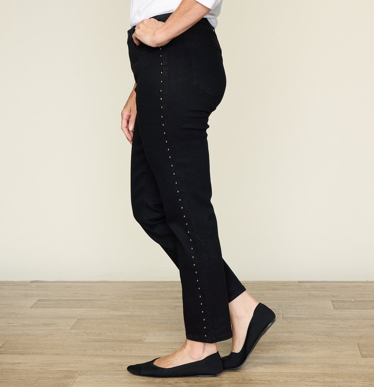 Shaped Fit Straight Leg Stud Detail Jean