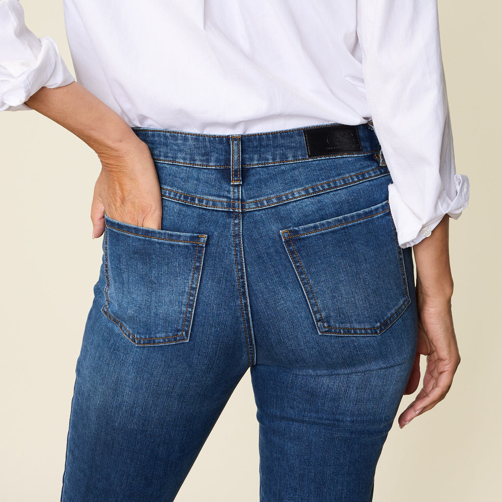 Studio Essentials Refined Fit Tapered Leg Jean - Dark Wash