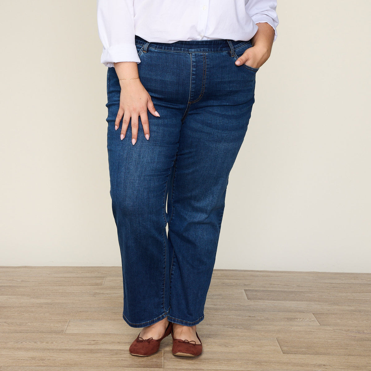 Studio Essentials Pull-On Fit Straight Ankle Jean - Dark Wash