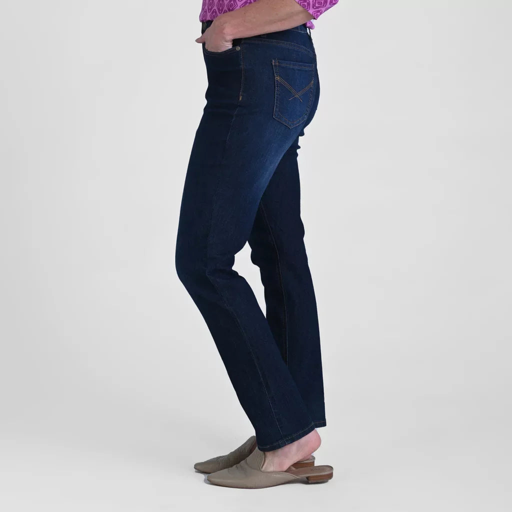 Everyday Relaxed Fit Straight Leg Jean - Medium Stonewash