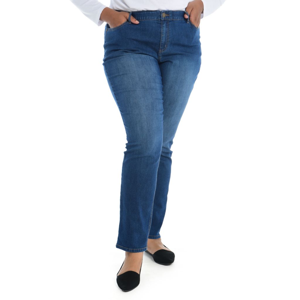 Everyday Relaxed Fit Straight Leg Jean - Medium Stonewash
