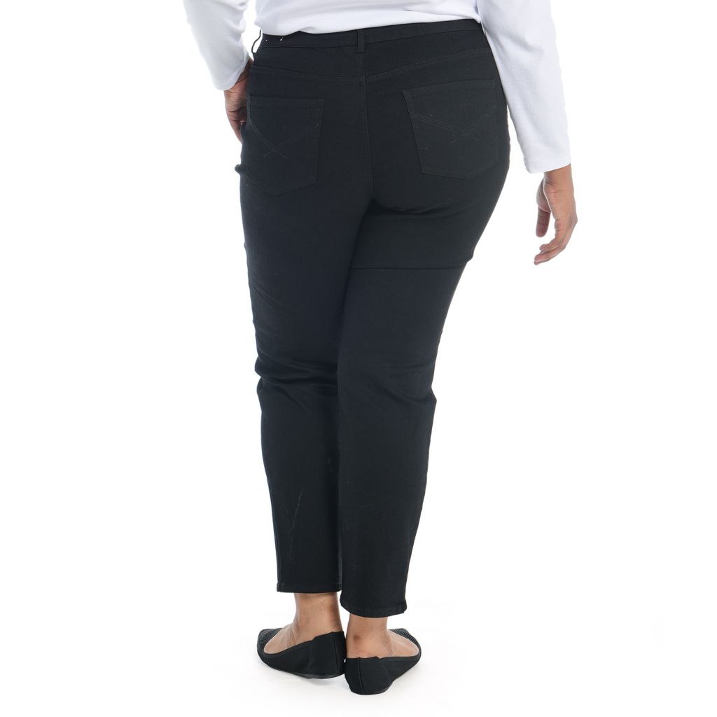 Everyday Relaxed Fit Straight Leg Jean - Medium Stonewash