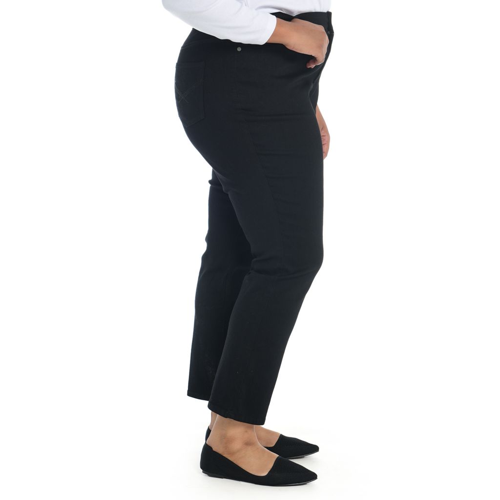 Everyday Relaxed Fit Straight Leg Jean - Medium Stonewash