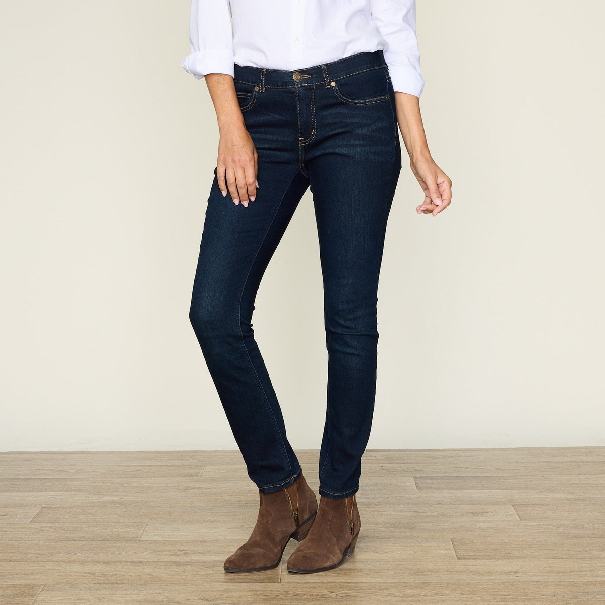 Signature Slimming Shaped Fit Tapered Leg Jean - Dark Stonewash